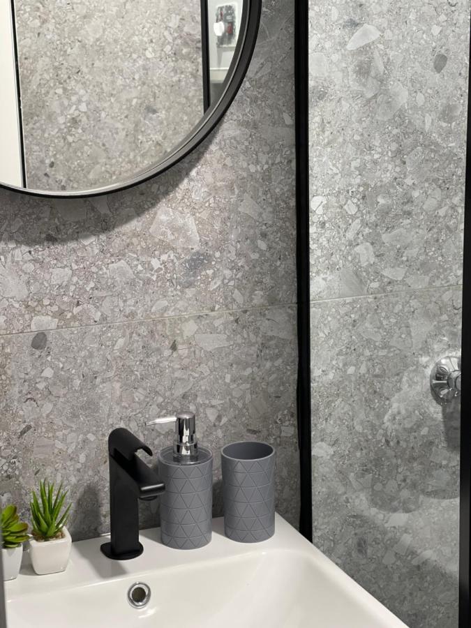 Vela Apartament 2 Sarandë Exteriör bild