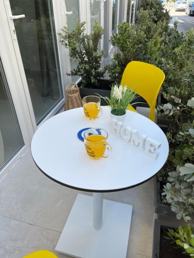 Vela Apartament 2 Sarandë Exteriör bild